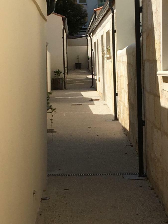 Le Clos Du Square - Climatise Rochefort  Exterior foto