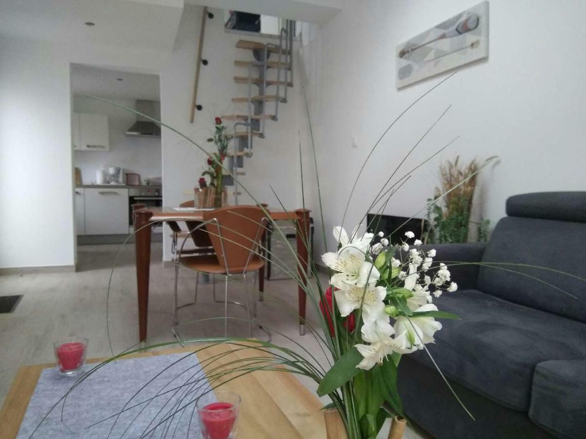 Le Clos Du Square - Climatise Rochefort  Exterior foto