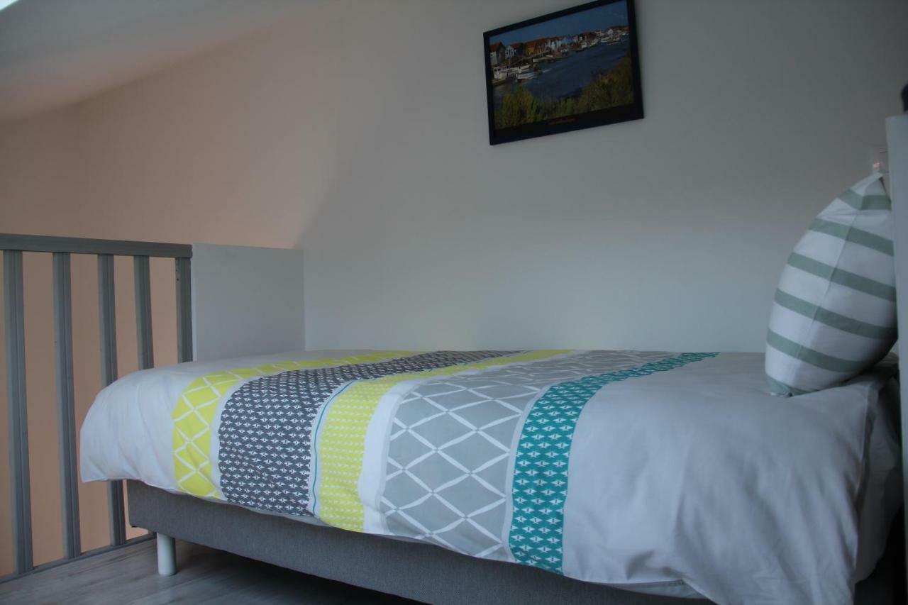Le Clos Du Square - Climatise Rochefort  Exterior foto